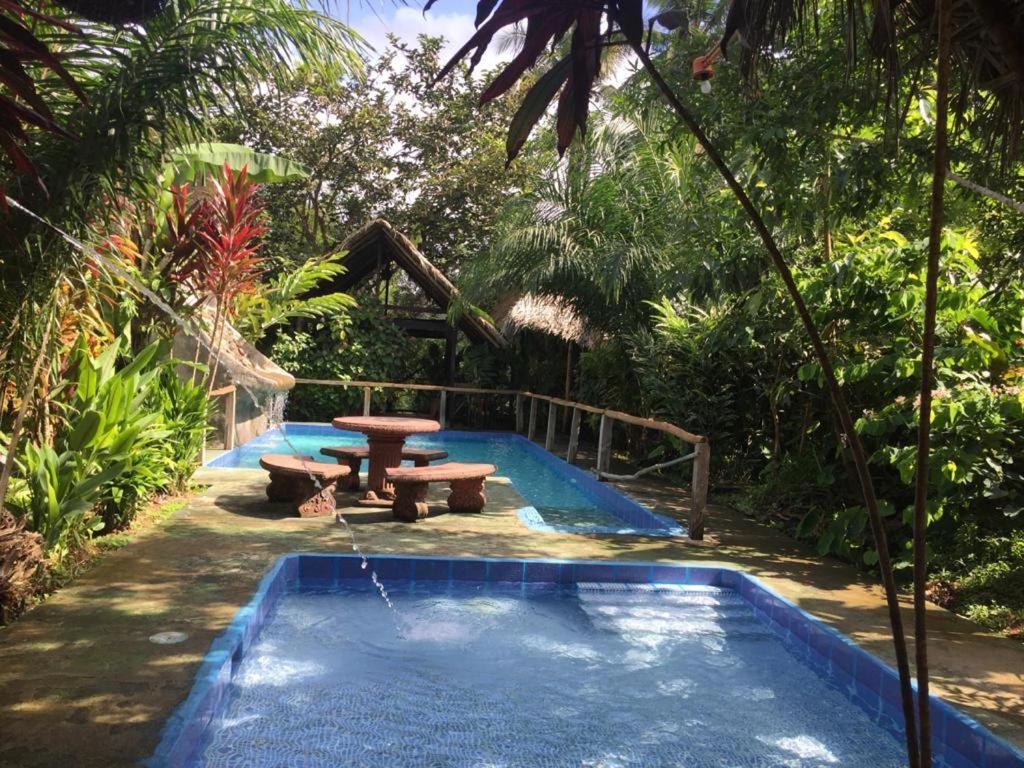 Iguanitas Lodge Pital  Eksteriør bilde